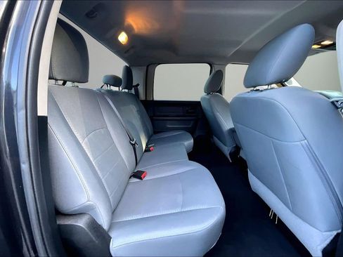 Used 2018 RAM 1500 Express w/ Black Ram 1500 Express Group AWD/4WD image 24