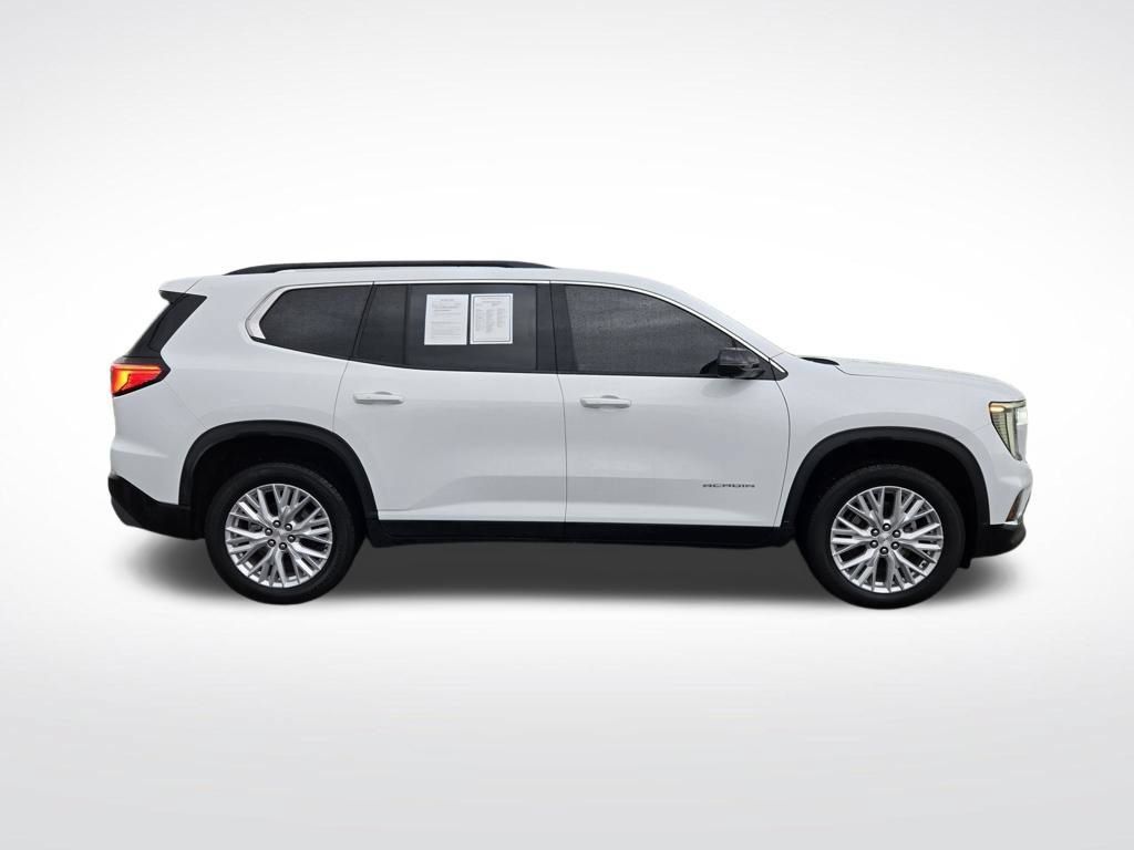 Used 2025 GMC Acadia Elevation w/ Elevation Premium Package AWD/4WD image 2