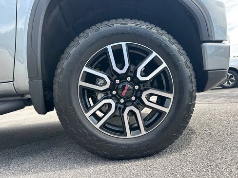 New 2026 GMC Sierra 1500 AT4 w/ Technology Package AWD/4WD image 13