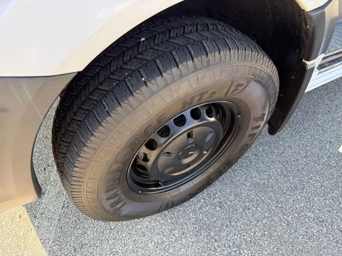 Used 2016 Mercedes-Benz Sprinter 2500 w/ Convenience Package image 27