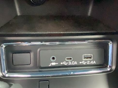 Certified 2025 Subaru Ascent Premium image 29