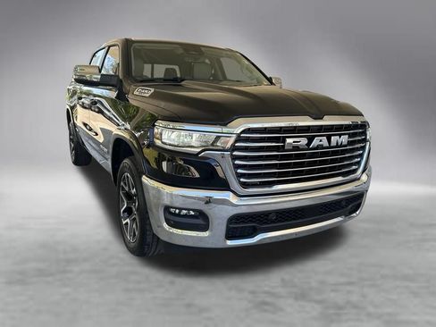 Used 2025 RAM 1500 Laramie AWD/4WD image 2