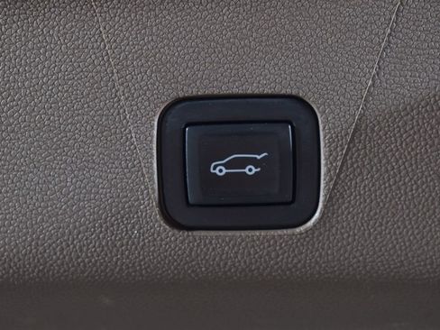 Used 2022 GMC Yukon Denali w/ Max Trailering Package image 6