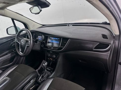 Used 2020 Buick Encore Preferred image 26