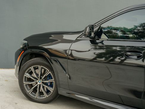 Used 2022 BMW X6 M50i w/ Premium Package image 49