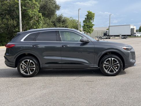 Used 2026 Audi Q5 Premium Plus AWD/4WD image 8