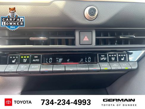 Used 2025 Toyota Crown Signia AWD/4WD image 28