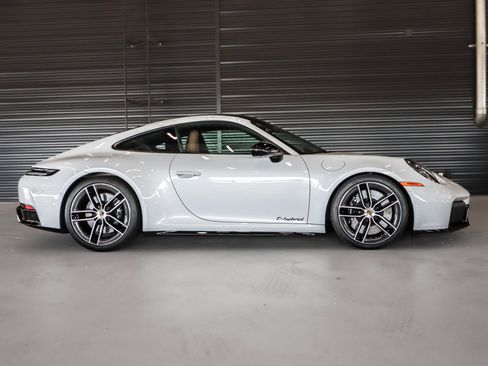 Certified 2026 Porsche 911 GTS image 11