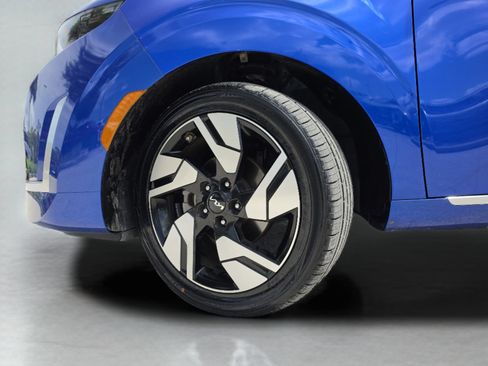 Used 2024 Kia Soul GT-Line FWD image 39