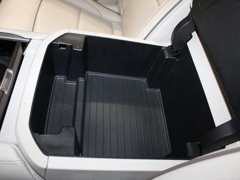 Used 2021 GMC Yukon Denali image 28