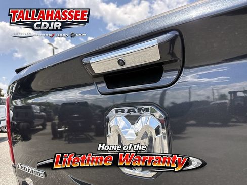 Used 2020 RAM 1500 Laramie AWD/4WD image 6
