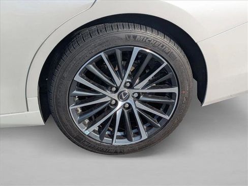 Certified 2024 Lexus ES 300h w/ Premium Package image 24