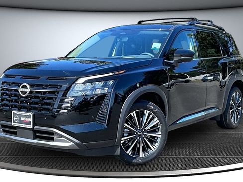 New 2026 Nissan Pathfinder Platinum AWD/4WD image 2