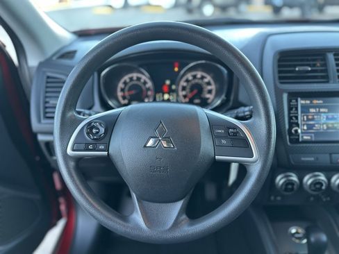 Used 2024 Mitsubishi Outlander Sport AWD image 28