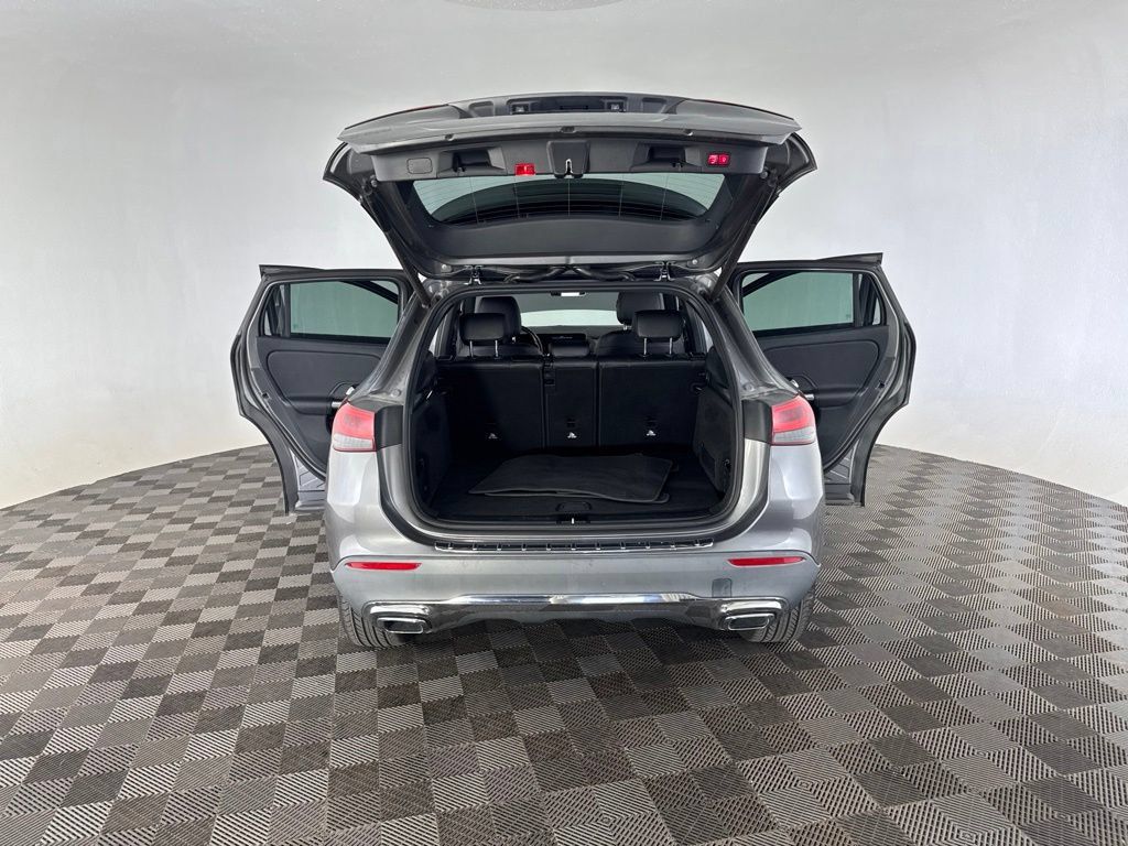 Used 2021 Mercedes-Benz GLA 250 4MATIC image 17