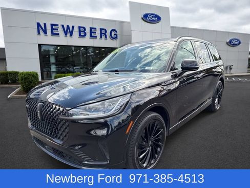 Used 2025 Lincoln Aviator Reserve w/ Equipment Group 201A AWD/4WD image 1