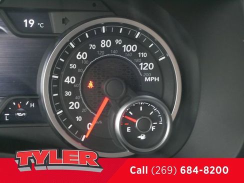 New 2026 RAM 1500 4x4 Crew Cab image 49