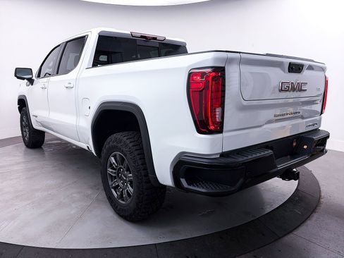 Used 2025 GMC Sierra 1500 Pro w/ Pro Value Package image 17