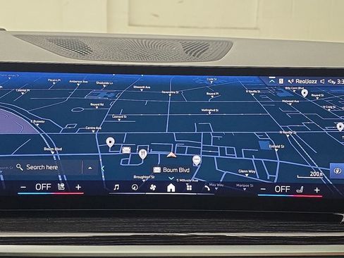 Certified 2025 BMW X5 xDrive40i w/ M Sport Package image 19