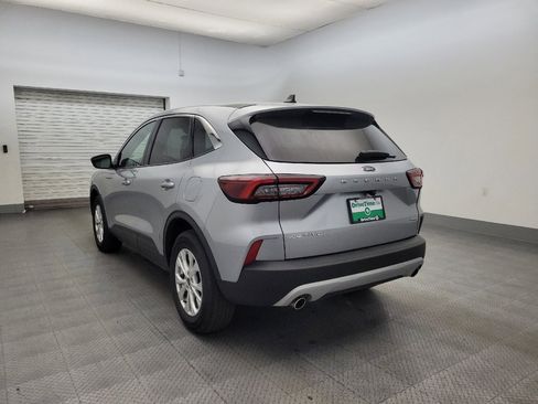 Used 2023 Ford Escape Active AWD/4WD image 5