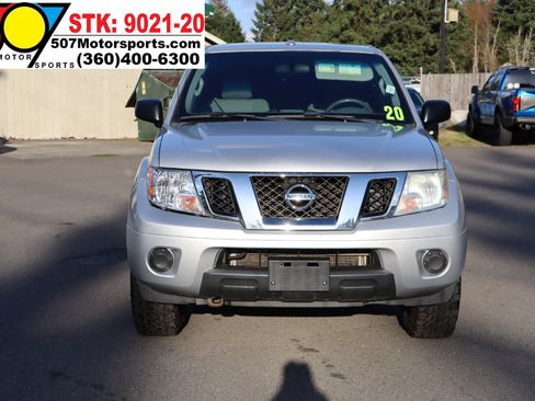 Used 2016 Nissan Frontier SV image 11