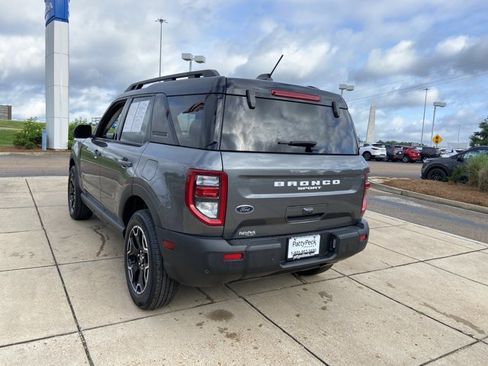 Used 2025 Ford Bronco Sport Outer Banks AWD/4WD image 9