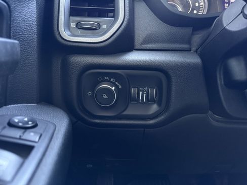 Used 2020 RAM 2500 Tradesman image 12