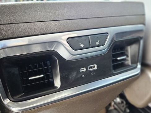 Used 2025 GMC Sierra 1500 Denali AWD/4WD image 29