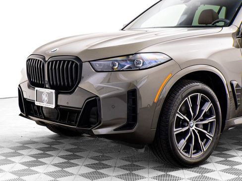 Certified 2025 BMW X5 xDrive40i w/ Executive Package image 39