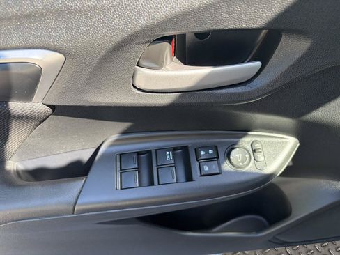 Used 2015 Honda Fit EX image 12