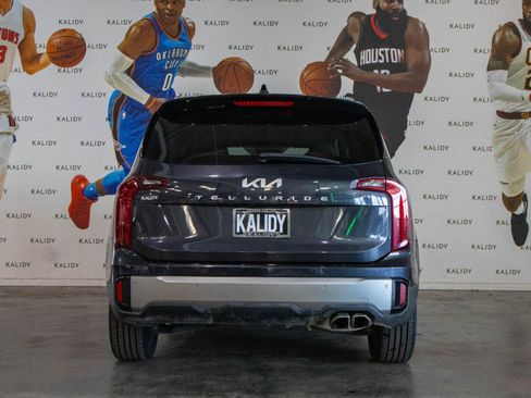 Used 2025 Kia Telluride S FWD image 24