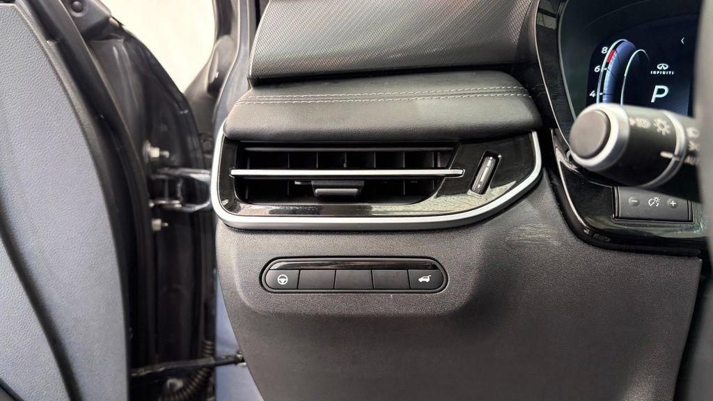 Used 2024 INFINITI QX60 Luxe AWD/4WD image 42