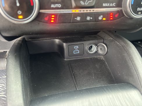 Used 2023 Ford Escape Active w/ Cold Weather Package FWD image 18