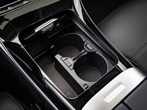 Used 2025 Mercedes-Benz C 300 C 300 image 33