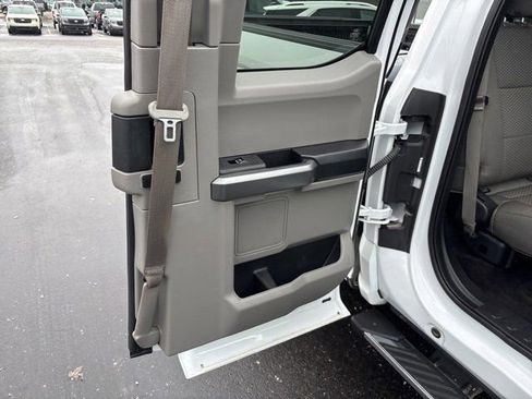 Used 2015 Ford F150 XLT w/ Equipment Group 301A Mid image 11