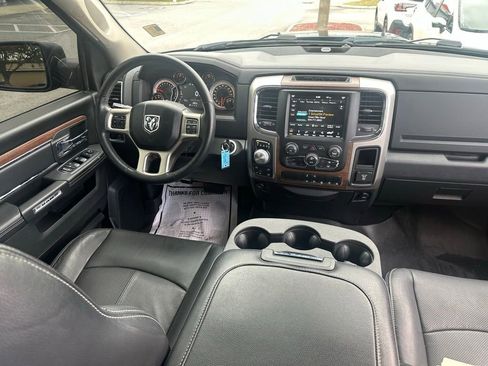 Used 2018 RAM 1500 Laramie image 19