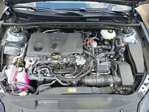 Used 2026 Toyota Camry SE w/ Multimedia Upgrade Package FWD image 22