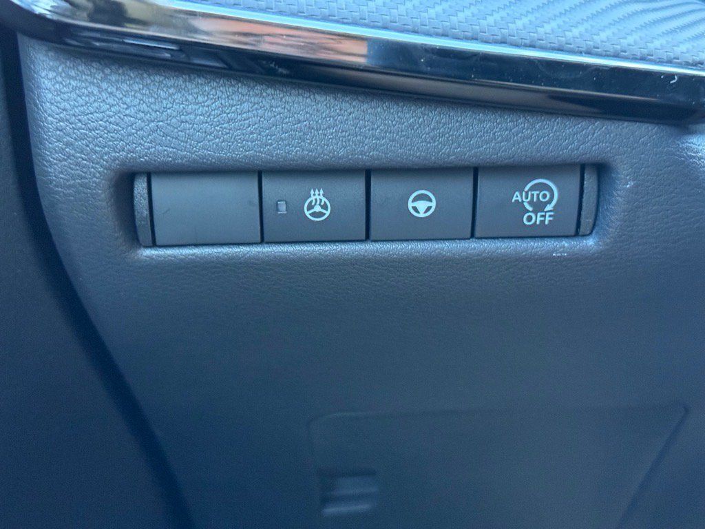 New 2027 Nissan Kicks SR FWD image 23
