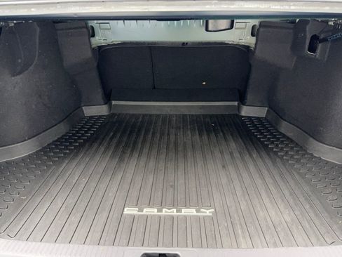 Used 2018 Toyota Camry SE image 44