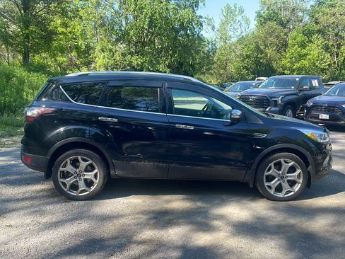 Used 2017 Ford Escape Titanium AWD/4WD image 9