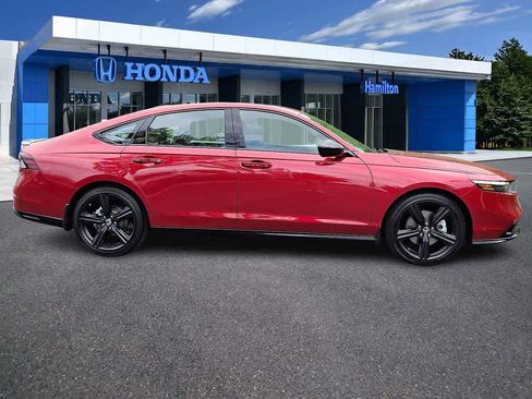 Certified 2025 Honda Accord Sport image 25