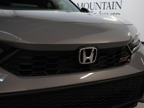 Used 2025 Honda Civic Si image 9