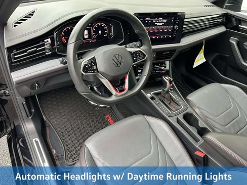 Certified 2025 Volkswagen Jetta GLI Autobahn image 11