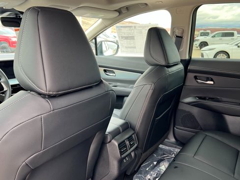 New 2025 Nissan Murano SL image 19