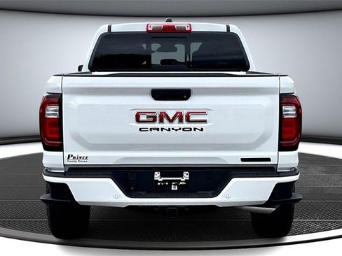 New 2025 GMC Canyon Elevation w/ Convenience Package image 4