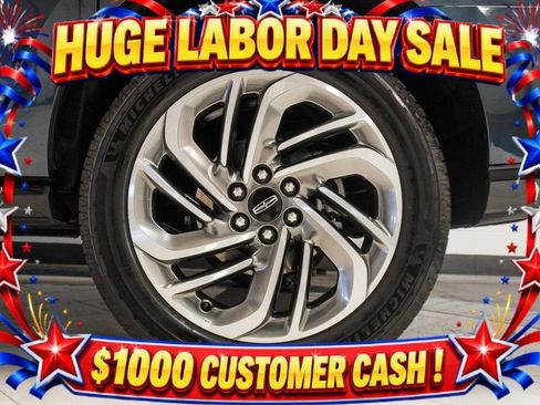 Used 2025 Lincoln Navigator L Reserve AWD/4WD image 40