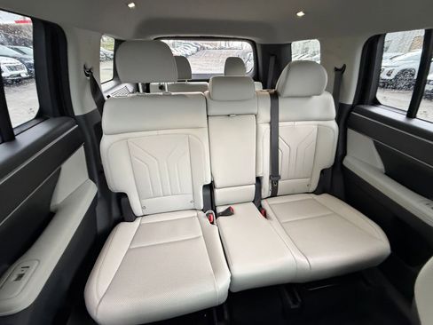 Used 2025 Hyundai Santa Fe SEL image 41