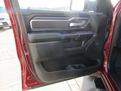 Used 2025 RAM 1500 Big Horn AWD/4WD image 13