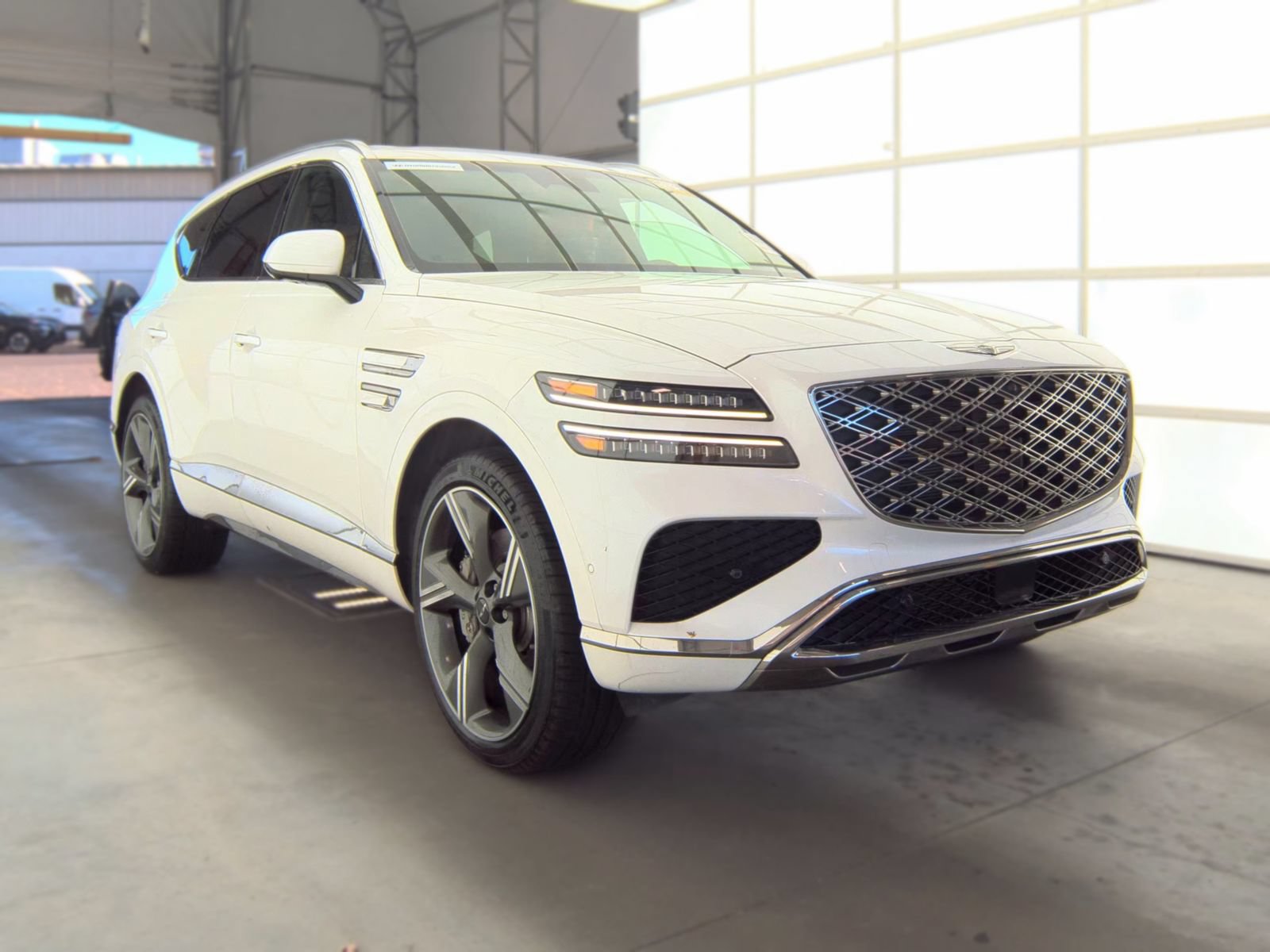 Used 2025 Genesis GV80 2.5T Prestige AWD/4WD image 2