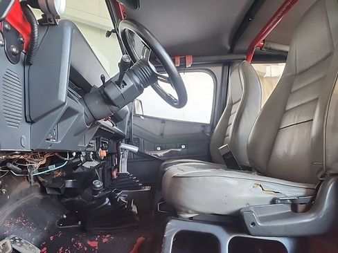 Used 1994 Jeep Wrangler S image 10